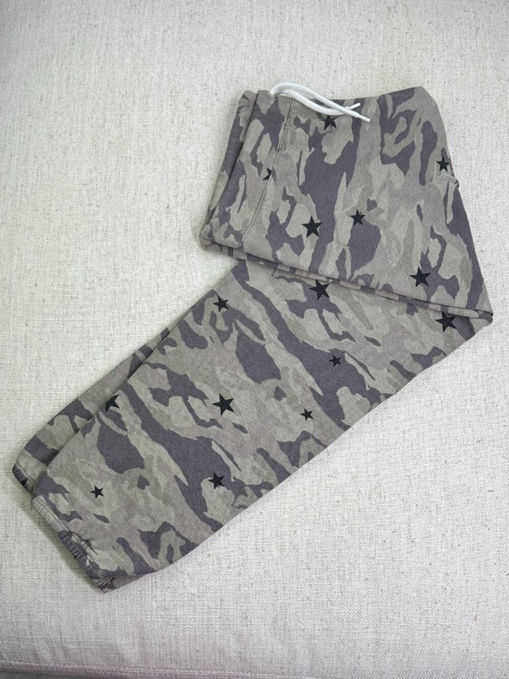 Monrow Camouflage Star Pattern Joggers Green Gray Size Large